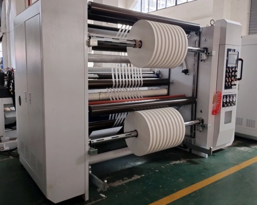 Máquina Cortadora Rebobinadora SLA para Bobinas Jumbo de Papel Kraft