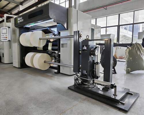 Máquina Cortadora Rebobinadora SLC para Bobinas de Etiquetas Autoadhesivas